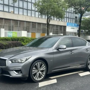 Infiniti Q50L 2022 (مستعملة) | بحالة ممتازة - بيع بالجملة مباشر