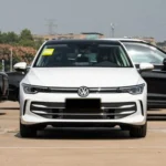 2026 Volkswagen Golf 300 Tsi 1.5T FWD | جاهزة للشحن - صورة التصدير 2