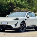 سيارات 2025 Avaltr 11 مستعملة 1.5T RWD - صورة التصدير 1