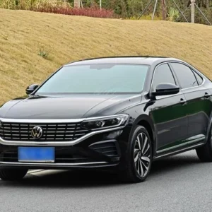 2025 Volkswagen Passat 330TSI usado 2.0T FWD