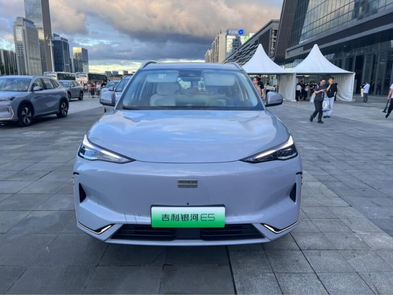 Geely Galaxy E5, the global intelligent pure electric SUV, is launched globally.